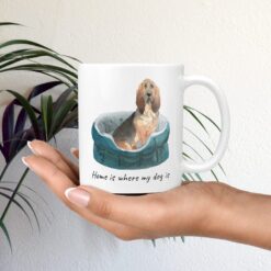 Home is where my dog is BloodHound mug in hand plant