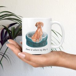 Home is where my dog is Hungarian Vizsla dog mug (Illustrated collection) 12 Home is where my dog is Hungarian Vizsla mug in hand plant