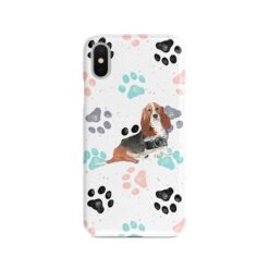 Basset Hound Muddy Paws phone case. 3 muddy styles for your Iphone 15 Pro Max, Iphone 14, 13, 12 to 6 & Samsung Galaxy S23 Ultra, S22, S21 to S6. 7 adventure dogs case muddy basset hound colour paws front view