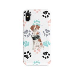 Brittany Muddy Paws phone case. 3 muddy styles for your Iphone 15 Pro Max, Iphone 14, 13, 12 to 6 & Samsung Galaxy S23 Ultra, S22, S21 to S6. 7 adventure dogs case muddy brittany colour paws front view