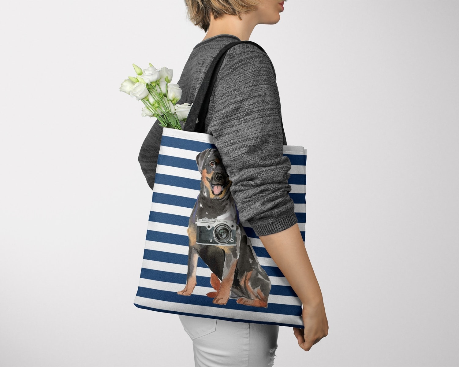 Rottweilers Chain Leather Tote Bag main image 1